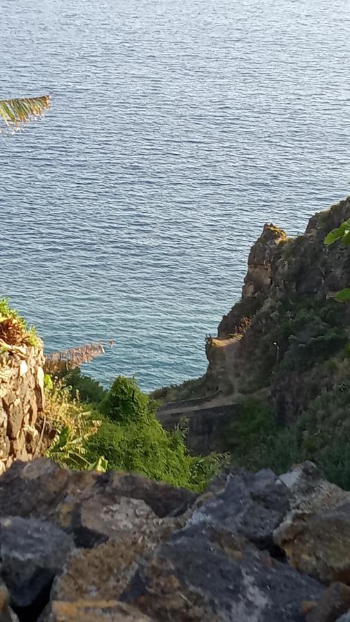 ポンタ・ド・ソルVаrаndаs Dо Sоl-Vista Relaxante Entre Mar E Montanhaアパートメント エクステリア 写真